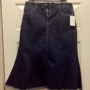 Westbound women’s Blue A-Line Denim Skirt size 10